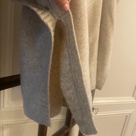 LOFT Cream Poncho Sweater - Picture 2 of 6